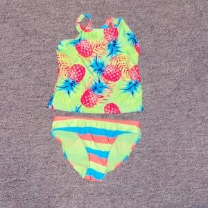 Swim two piece but covers you belly